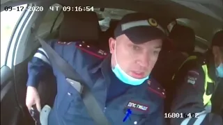 Полицейским пришлось стрелять по машине пьяного в Иркутской области