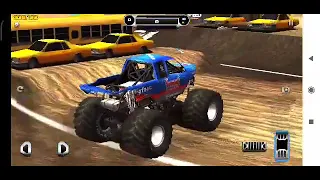 Monster Truck Destruction Tour (Bigfoot Summit Freestyle)