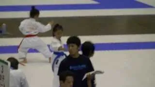 2013全少　小１女子形　まひろ四回戦　All Japan boys & girls,  Mahiro(7-year-old girl)