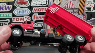 Unboxing: Greenlight SD Trucks Series 18