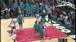 Michael Jordan Buzzer Beater vs. Hornets (1997) (Bulls radio broadcast)