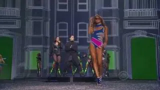 The Black Eyed Peas | Boom Boom Pow | Victoria's Secret - Fashion Show 2009 Live