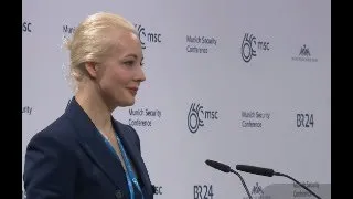 Почему Юлия Навальная не остановила мужа ехать в Россию? Психолог Марина Линдхолм