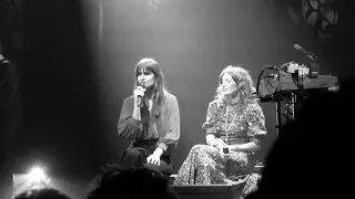 Duo Clara Luciani & Aurélie Saada à l'Olympia- 12/04/19 Déshabillez moi (juliette greco)