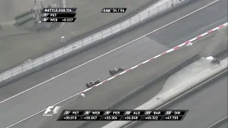 Mark Webber overtake on Vitaly Petrov Chinese GP 2011