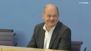 LIVE: Scholz stellt sich Journalistenfragen - von Ukraine bis Cum-Ex