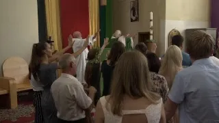 2018-07-15 Tiesioginė Sekmadienio Šv. Mišių transliacija iš Pakutuvėnų bažnyčios.