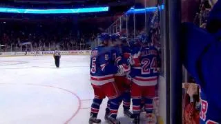 Rangers score 2 goals in 9 seconds vs Hurricanes