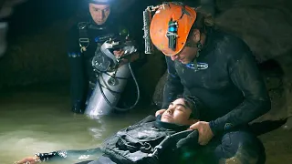 True Story! 12 Young Football Team Trapped 2.5 Miles In A Flooded Cave In Thailand For 18 Days