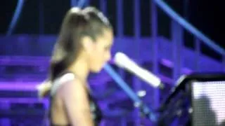 Alicia Keys - No One & Empire state of mind Live in Oberhausen