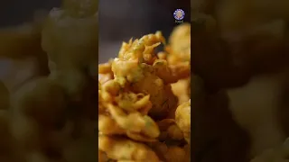 Double Frying Technique Absorbs Less Oil | PROVED🔥 | Sanna Pakoda | Fried Fritters | #Shorts