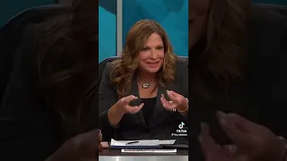 Una gata🐈 sale en caso cerrado por maltrato psicologico a su dueño🙅‍♂️ jajajaja🤣🤣🤣