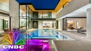 SHARK HOUSE MANSION WITH KEVIN O'LEARY | Secret Lives Of The Super Rich