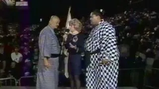 Bonnie Blackstone interviews Yokozuna and Mr Fuji