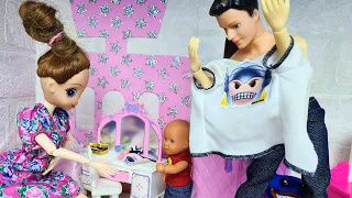 WHO RUINED DAD'S SHIRT? Katya and Max funny family funny dolls TV series Darinelka