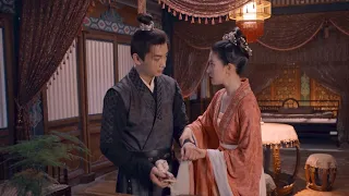 Gu Qianfan was drunk and confided in his heart, and wanted Pan'er to promise him