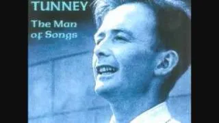 Rollicking Boys around Tanderagee - Paddy Tunney - Live 1970