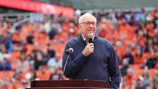 Syracuse University and fans Honor Jim Boeheim