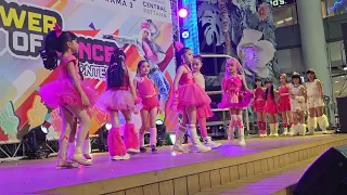 Babies girl dance7y.