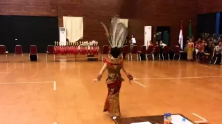 GABRIELLA BAILEY - FASHION SHOW BUSANA DAYAK KREASI PGD 2015