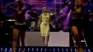 Viña 2008 - Nelly Furtado - "Say It Right"