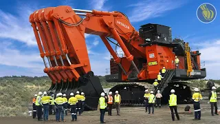 5 Ultra-Large Excavators Working on Another Level!