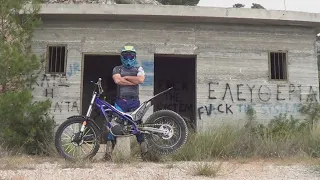 Freeriding never dies 50+ year old rider....
