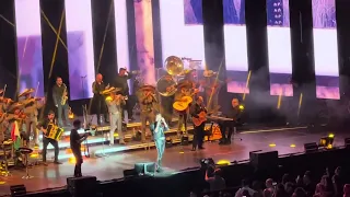 Volver, volver - Alejandro Fernández live en Madrid
