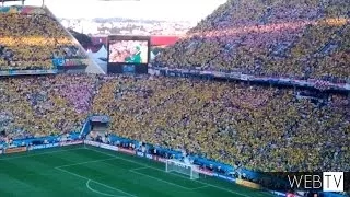 Torcida protagoniza belo espetáculo ao cantar o Hino Nacional à capela