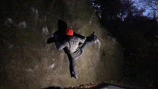 NYC Bouldering: Central Park: Worthless Boulder: Rewind V8?