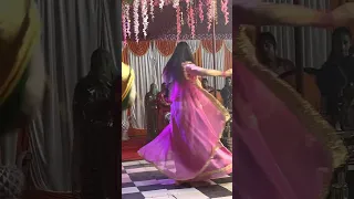 When your friend dances in sister's wedding ♥️💃🏻 . Jalalo Bilalo song♥️