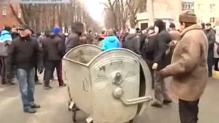 Возле СБУ в Хмельницком расстреляли митингующих 19 02 2014