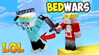 Playing BEDWARS for THE FIRST TIME🤣...