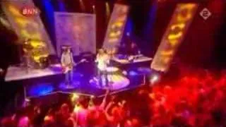 2004-05-23 - Maroon 5 - This Love (Live @ TOTP-NL)