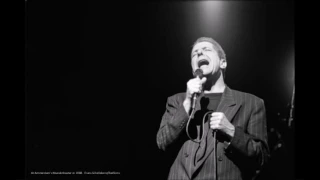 Leonard Cohen - Take This Waltz (Live 1993)