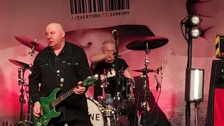 Suspect Device -:Stiff Little Fingers