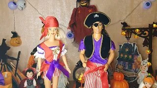 Разговоры о куклах: Halloween Party Barbie & Ken Gift Set 1998