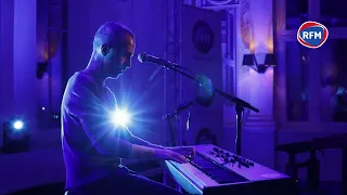 Calogero  - " Dénouement heureux"  en live lors de sa RFM Session VIP