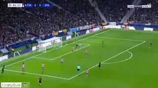 Junior Messias Goal | AC Milan [1] - 0  Athletico Madrid