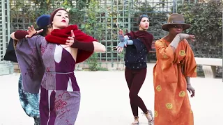 Urban choreography in kimono by TRAZITA at Paris !