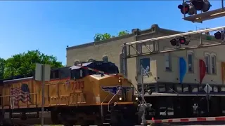 UP TRAIN HITS CROSSING GATE in New Braunfels TX