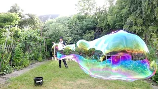 Worlds best bubbles