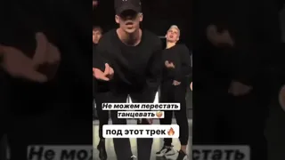 😈 липстик я наношу на себя липстик 🤟🤟🤟😎😎😎