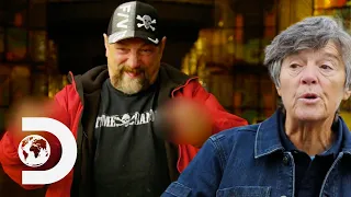 Johnathan Hillstrand Confronts Female Captain That Nearly Cost Him His Career | Deadliest Catch