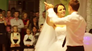 Українське весілля -  танець наречених - Ukrainian wedding