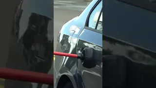 Sneaking Plungers onto People's Cars in Traffic