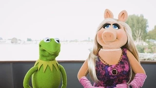 Miss Piggy and Kermit break up!
