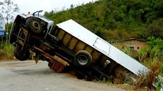 Incredible TRUCK CRASH Compilation Best of 2014 - 2016 - Ultimate Crazy Truck Accident Part.5