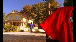 The Flash - Smallville Throwback (Elseworlds Part 1)