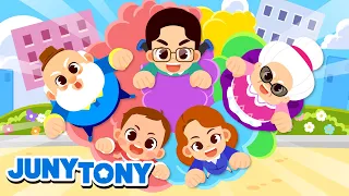 We Are a Gassy Poopy Family | Farting Animals +More | Funny Kids Songs | JunyTony